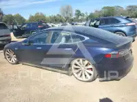 2014 Tesla Model S фото