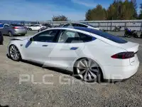 2014 Tesla Model S фото