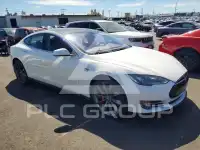 2014 Tesla Model S photo