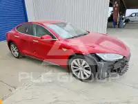2014 Tesla Model S photo