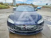 2014 Tesla Model S фото