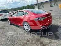 2014 Tesla Model S фото