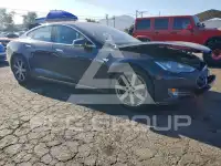 2014 Tesla Model S photo