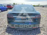 2014 Tesla Model S фото