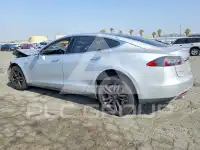 2014 Tesla Model S фото