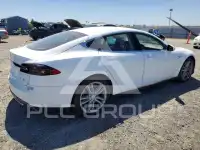2014 Tesla Model S photo