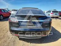 2014 Tesla Model S photo