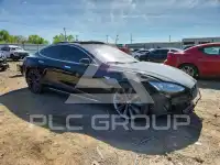 2014 Tesla Model S photo