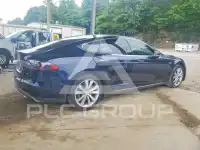 2014 Tesla Model S фото