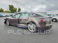 2014 Tesla Model S фото