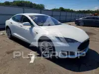 2014 Tesla Model S фото