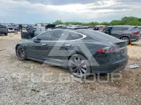 2014 Tesla Model S photo