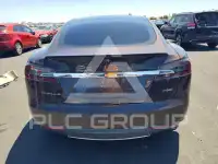 2014 Tesla Model S фото