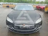 2014 Tesla Model S фото