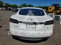 2014 Tesla Model S фото