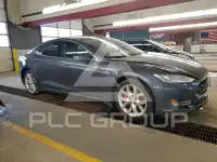 2014 Tesla Model S фото