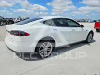 2014 Tesla Model S фото