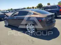 2014 Tesla Model S фото
