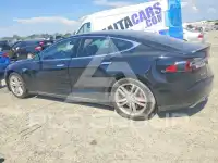 2014 Tesla Model S фото