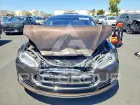 2014 Tesla Model S фото