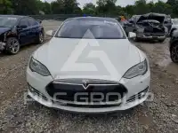 2014 Tesla Model S фото