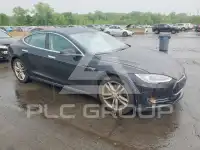 2014 Tesla Model S фото