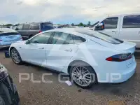 2014 Tesla Model S photo