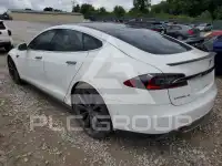 2014 Tesla Model S фото