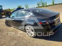 2014 Tesla Model S фото