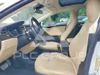 2014 Tesla Model S фото
