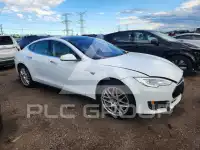 2014 Tesla Model S photo