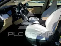 2014 Tesla Model S фото