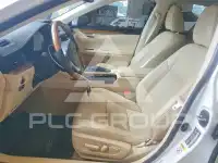 2014 Lexus ES300 photo