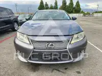 2014 Lexus ES350 photo