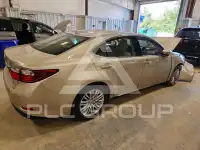 2014 Lexus ES350 photo