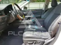 2014 Lexus ES350 photo