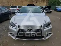 2014 Lexus LS460 photo