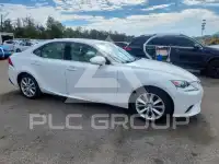 2014 Lexus IS photo