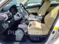 2014 Lexus IS photo