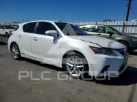 2014 Lexus CT200 photo