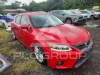 2014 Lexus CT200 photo