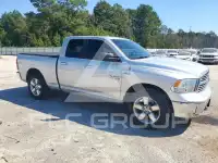 2014 RAM 1500 photo