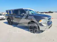2014 RAM 1500 photo