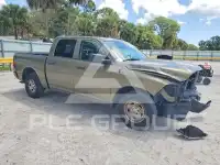 2014 RAM 1500 photo