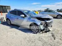 2014 Mazda 3 photo