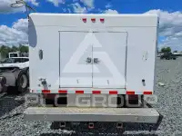 2014 Isuzu NPR фото