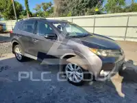 2014 Toyota RAV4 photo