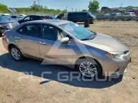 2014 Toyota COROLLA фото