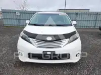 2014 Toyota SIENNA photo