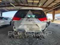 2014 Toyota SIENNA фото